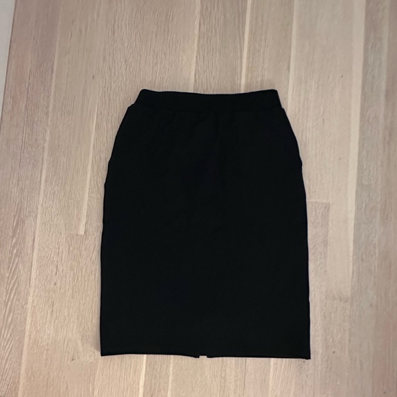 Black Prada Zip Up Midi Skirt - Picture 4 of 5